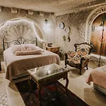 Flintstones Cave Hotel 3*