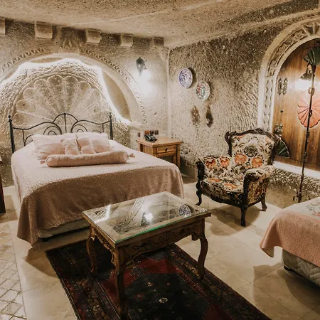 Flintstones Cave Hotel 3*