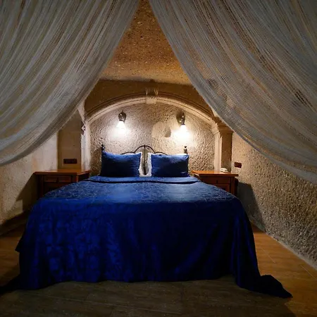 Hotel Cave