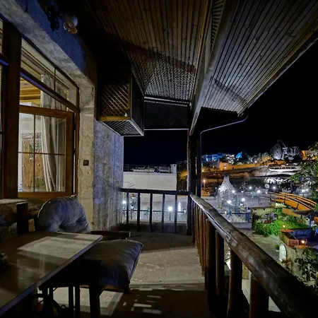 Cave Hotel 2*