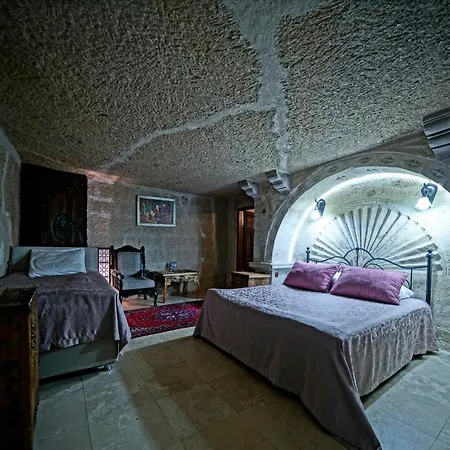 Hotel Cave