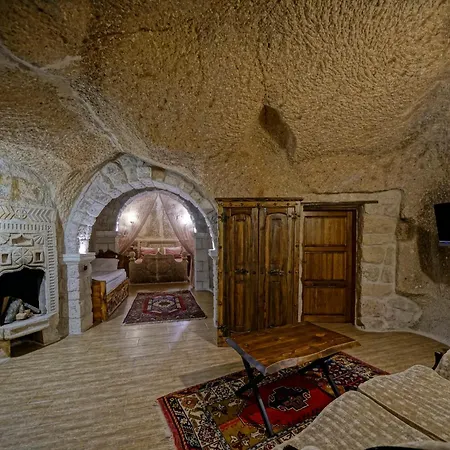 Cave 3*