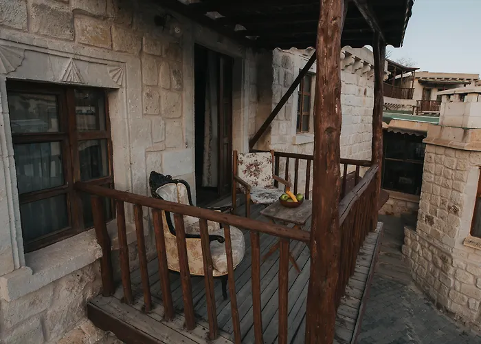 ホテル ホリデー ケイブ 3*