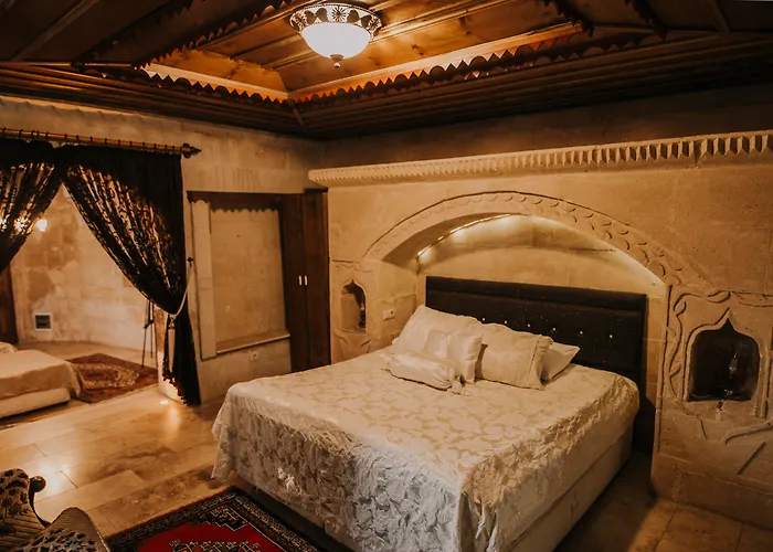 Hotel Flintstones Cave