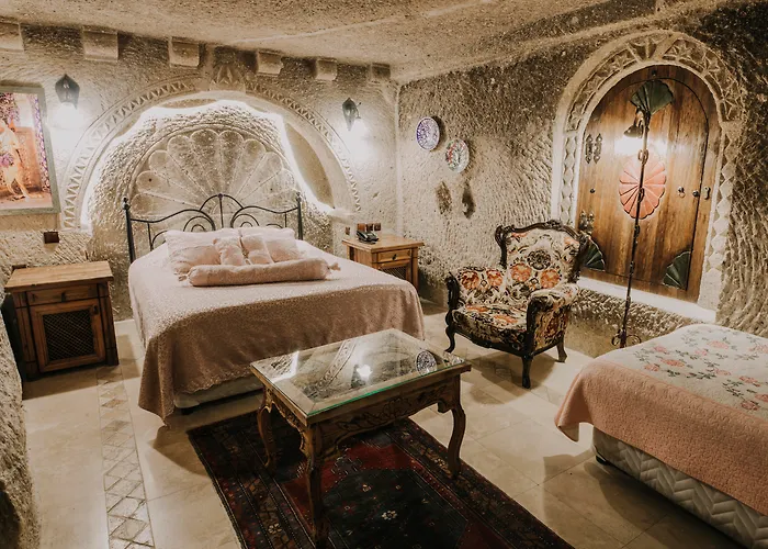 Flintstones Cave Hotel 3*