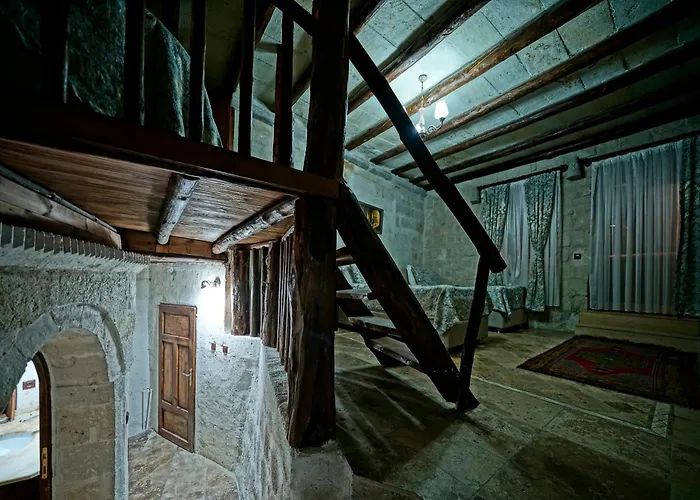 Flintstones Cave Hotel 3*