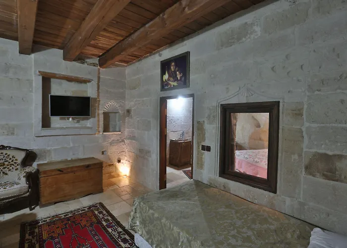 Flintstones Cave 3* Goreme