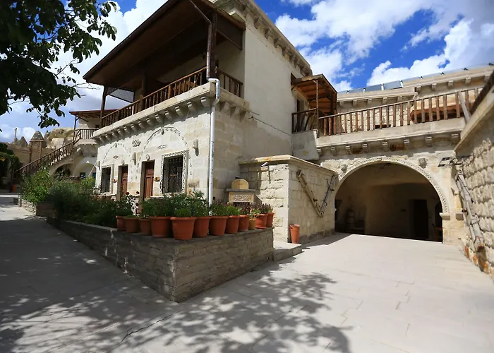 ホリデー ケイブ